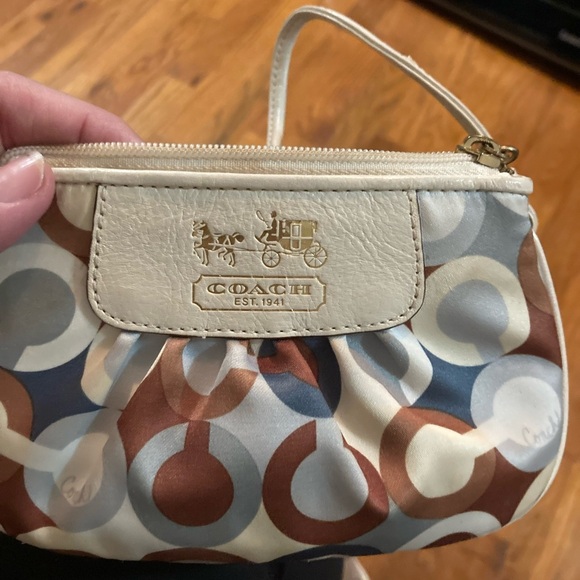 Coach 225 Madison Juliane style 12960 shoulderbag with matching wristlet Set - Picture 9 of 13